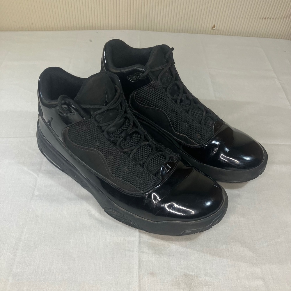 Jordan Max Aura 2 Triple Black Patent Leather Sneakers CK6636-005 Mens 9.5
